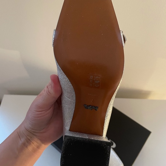 Coach Silver Heels - Picture 3 of 5